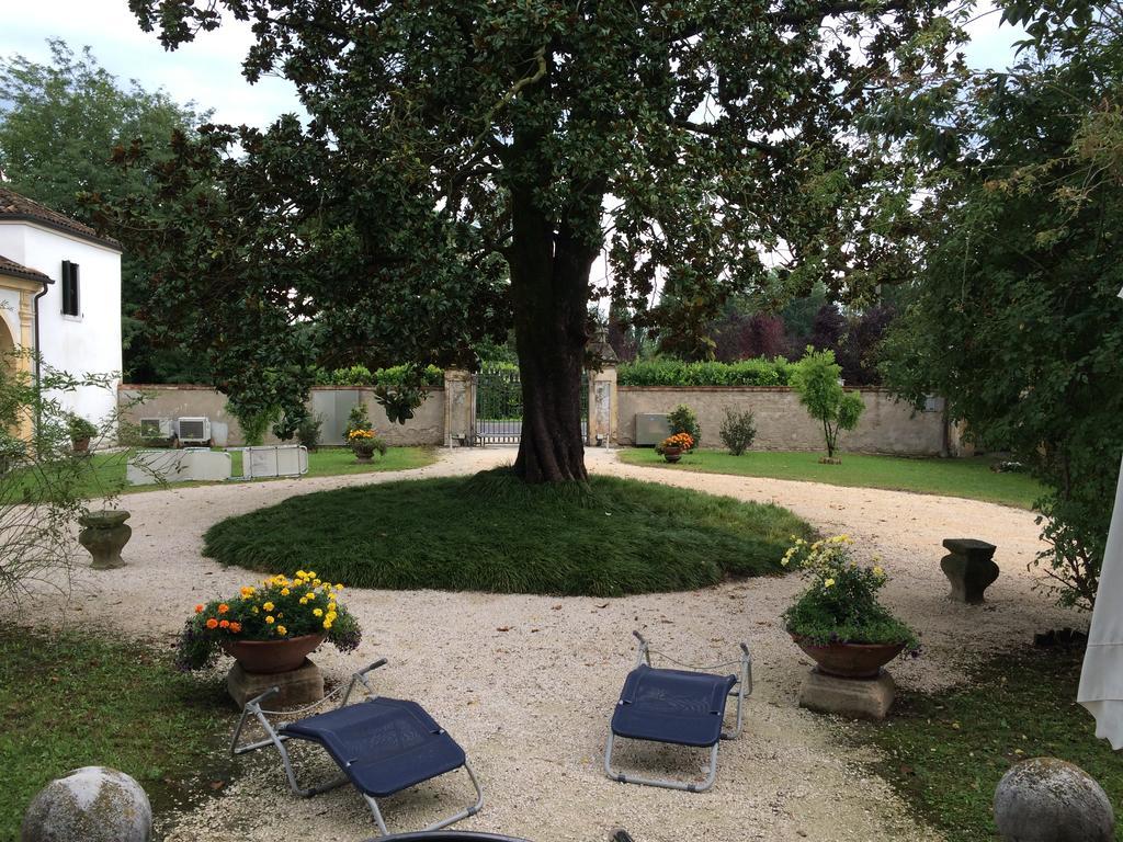 Villa Pastori Мира Екстериор снимка