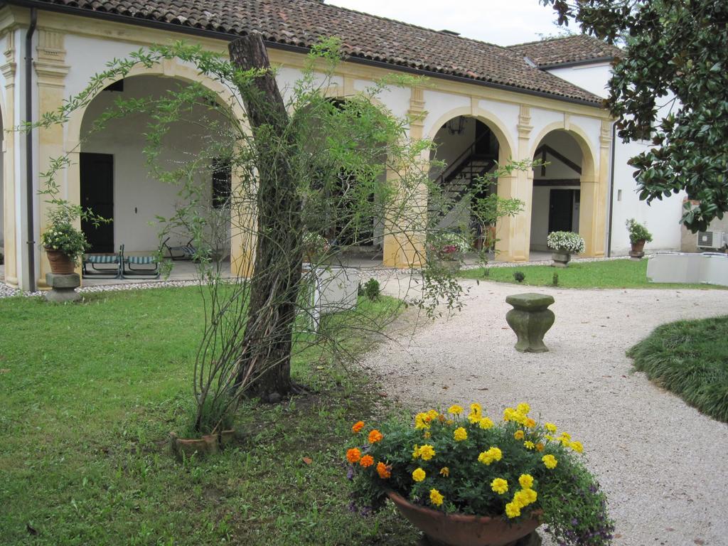 Villa Pastori Мира Екстериор снимка