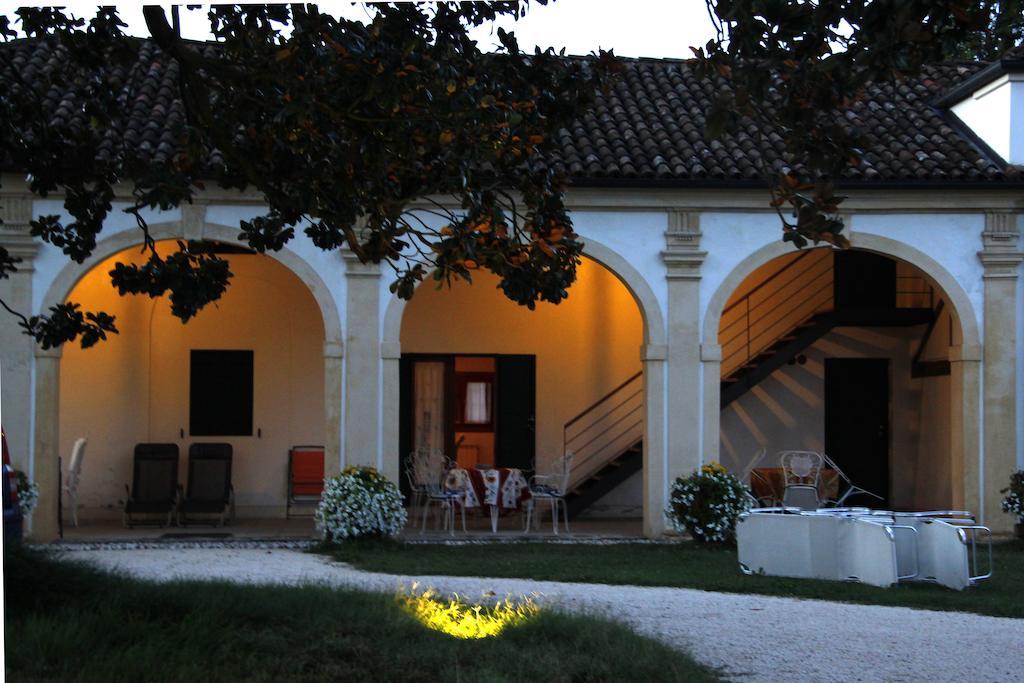 Villa Pastori Мира Екстериор снимка