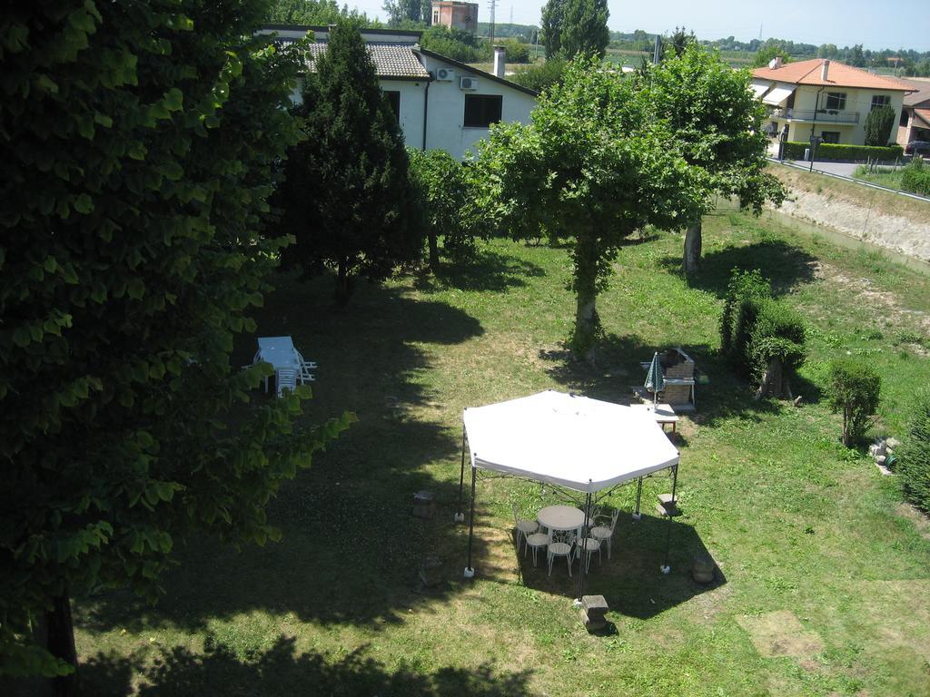 Villa Pastori Мира Екстериор снимка