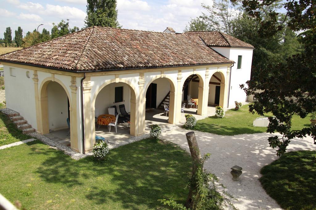 Villa Pastori Мира Екстериор снимка